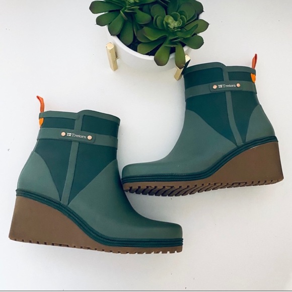 Tretorn Swedish Rain Boots w/ a Wedge Heel - Picture 2 of 10